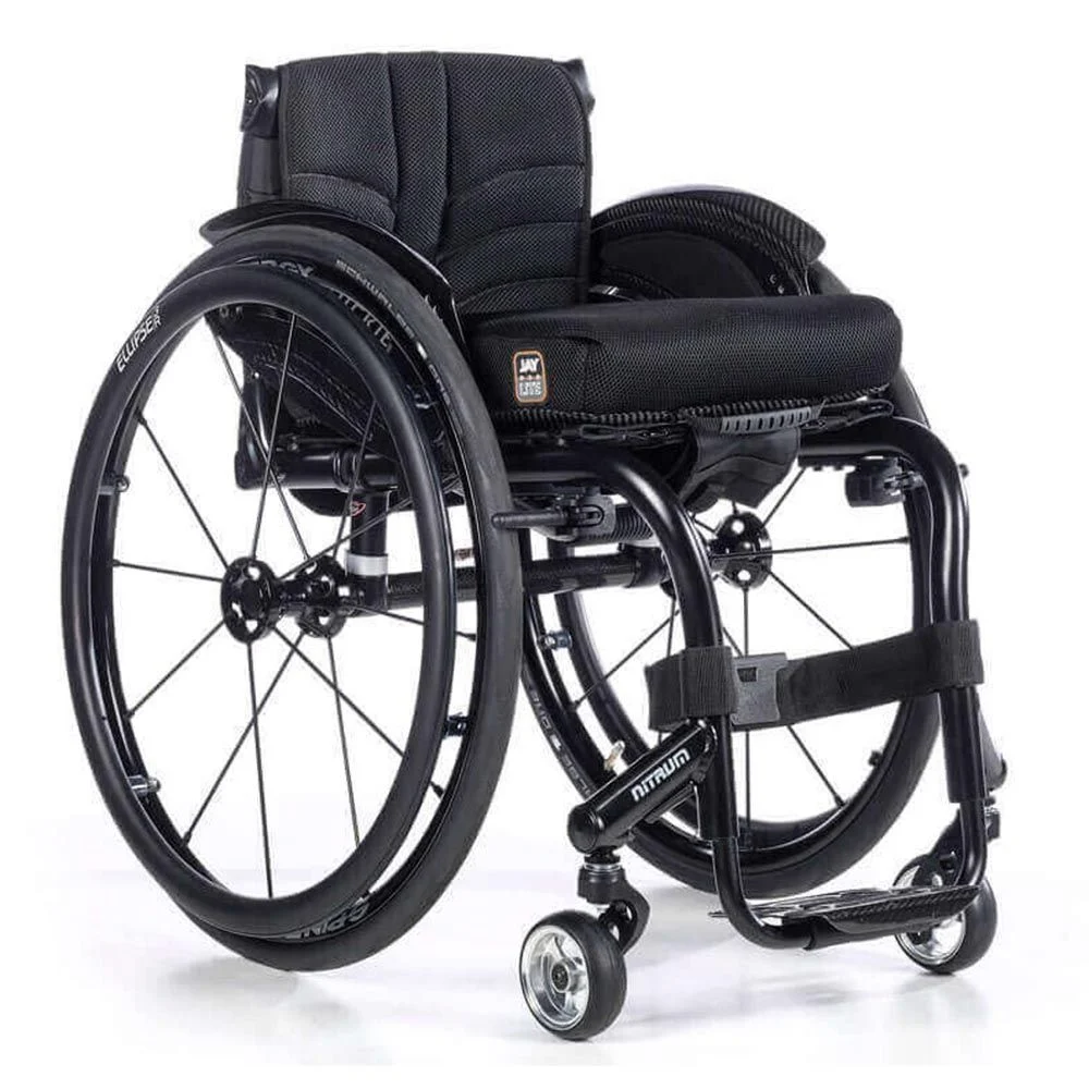 Light frame wheelchair